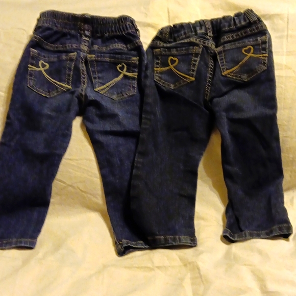 Adorable Orig Brand Place Jeans, 1 Jeggings, 1 Skinny, Girls 18-24mos Like New - Picture 2 of 6